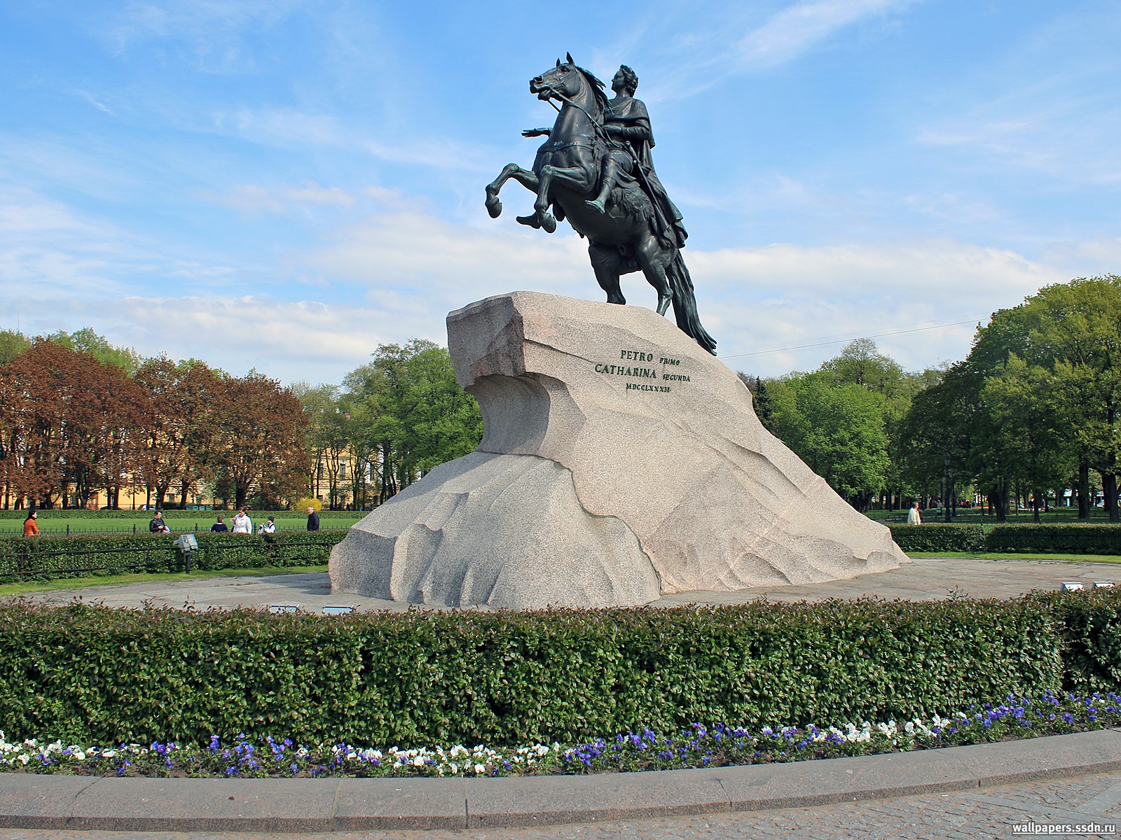 памятник петру в санкт петербурге